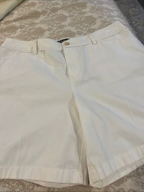 Eddie Bauer White Wrinkle-Resistant Petite Trousers size 14p